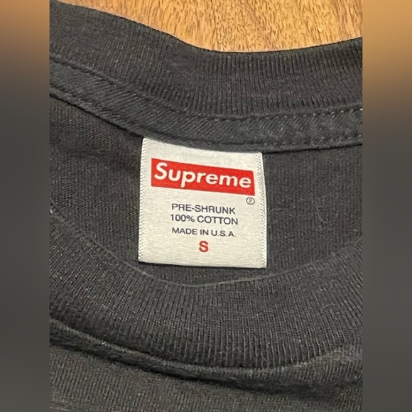 Supreme Smoke t-shirt. - Picture 4 of 4